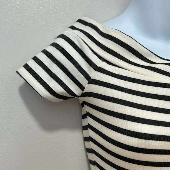 Zara Striped Mini Dress Size Small BodyCon BoatNeck Chic Nautical - Picture 4 of 11